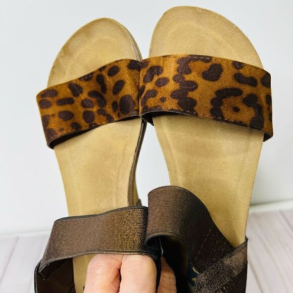 Natural Reflections Women's Brown Leopard Wedge Shoe Size 9 - Picture 4 of 9